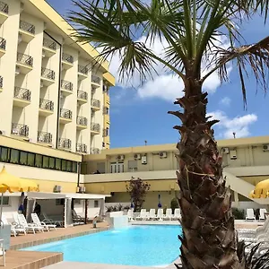 3* Hotel Montmartre